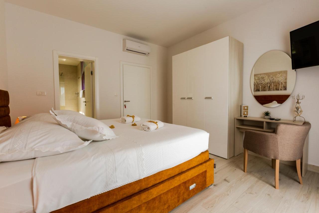 Romance Vila